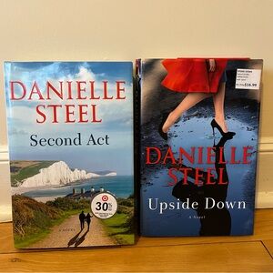 Danielle Steel Book Bundle Hardcover Great Condition